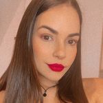 Júlia Schelles - @julia.schelles - Instagram