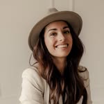 Julia Schmidt | Mentorin für feminine Self-leadership - @juliakatharinaschmidt - Instagram