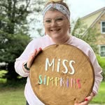 Julia Simpkins - @miss.j_simpkins - Instagram