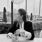 Julia Six - Facebook