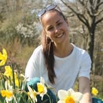 Julia Stelling - @juliaplant27 - Instagram