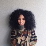 Julia Stinson - @stinsonvini - Instagram