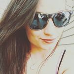 Julia Stinson - @jules59917 - Instagram