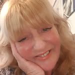 Julie Stowell - @stowelljulie - Instagram