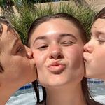 Julie Stowell Van Dell - @mamajuju11 - Instagram