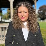 Julia Strong - @juliastrong_realestate - Instagram