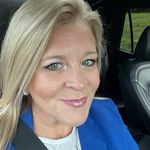 Julia Strong - @soldstrong.realty - Instagram