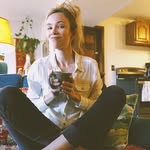 Julia Sumner - @100daysofovercoming - Instagram