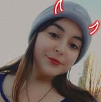 Julia Teter - Facebook