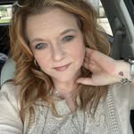 Julie Thacker - @artful_jules - Instagram