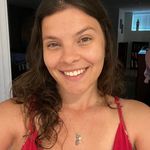 Julia Pires (Tinker) - @juliaalmeidapires - Instagram