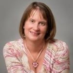 Julia Tinker - @tinkerj62671 - Instagram