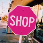 Julia Tirado - @juless.closet - Instagram