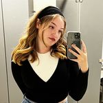 Julia - @julia.traverse - Instagram