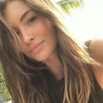 julia travers - @julllsssss.xoxo - Instagram