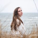 Julia Traverse - @juliatraverse - Instagram
