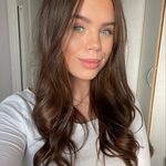 Julia Wall - @juliaisabellle - Instagram