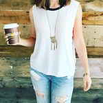 Julia Walton - @chloeandisabelandjulia - Instagram