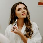 Julia Webb, LME - @skin.jules - Instagram