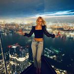 Julia Winn - @juliaewinn - Instagram