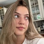 julia - @julia_wright - Instagram