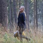 Julia Zahn - @juleddie_z - Instagram