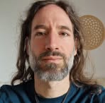 Julian Bender - Facebook