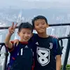 Julian Lo - @julianloimnotthatold - TikTok