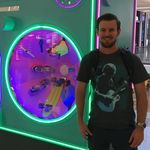 Julian Read - @mr.sneezey - Instagram
