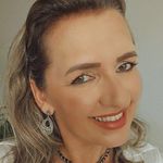 Juliana Ely - @julianaely0808 - Instagram