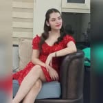 Julie Ali - @julie.ali.1 - Instagram