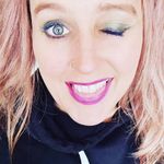 Julie - @juliealix1 - Instagram