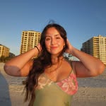 julia bernstein ❀*ੈ✩‧₊˚ - @juliabernsteinn - Instagram
