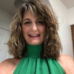 Julie Bible - @juliebible - Instagram