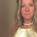 Julie Bisson - @juliebisson111 - Instagram