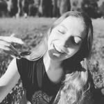 Julie Borrelli - @borrelji - Instagram
