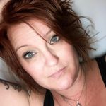 Julie Bourque - @joubourque - Instagram