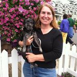 Julie Brigham - @julieshappydogsitting - Instagram