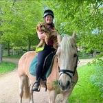 Julie Buckmaster - @julesmarmite - Instagram