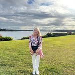 Julie Burrows - @burrowsjulie - Instagram
