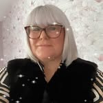 Julie Burrows - @juliebuzburrows - Instagram