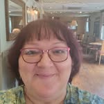 Julie Bushell - @julie.bushell - Instagram