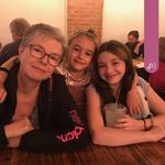 Julie Byron - @julbyron - Instagram