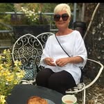 Julie Cheesman - @j.cheesman3 - Instagram