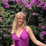Julie - @julieclaire.u - Instagram