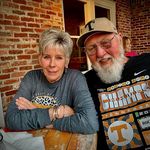 Julie Coombs - @julie.coombs.986 - Instagram