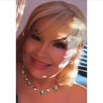 Julie Core - @juliecore17 - Instagram