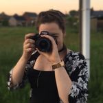 Julie Dekeyser - @mylifetroughalens - Instagram