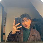 Julie - @julie__dew - Instagram