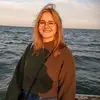 Julie - @julieloeager - TikTok